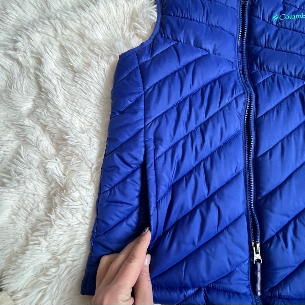 Columbia Kid’s Puffer Vest Purple Blue Size Medium 10-12 Unisex - Picture 7 of 9